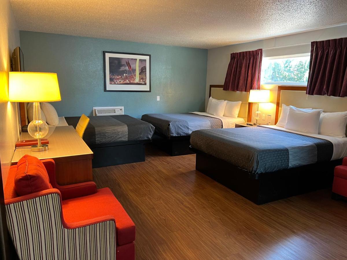 Sunset Inn Grants Pass Extérieur photo