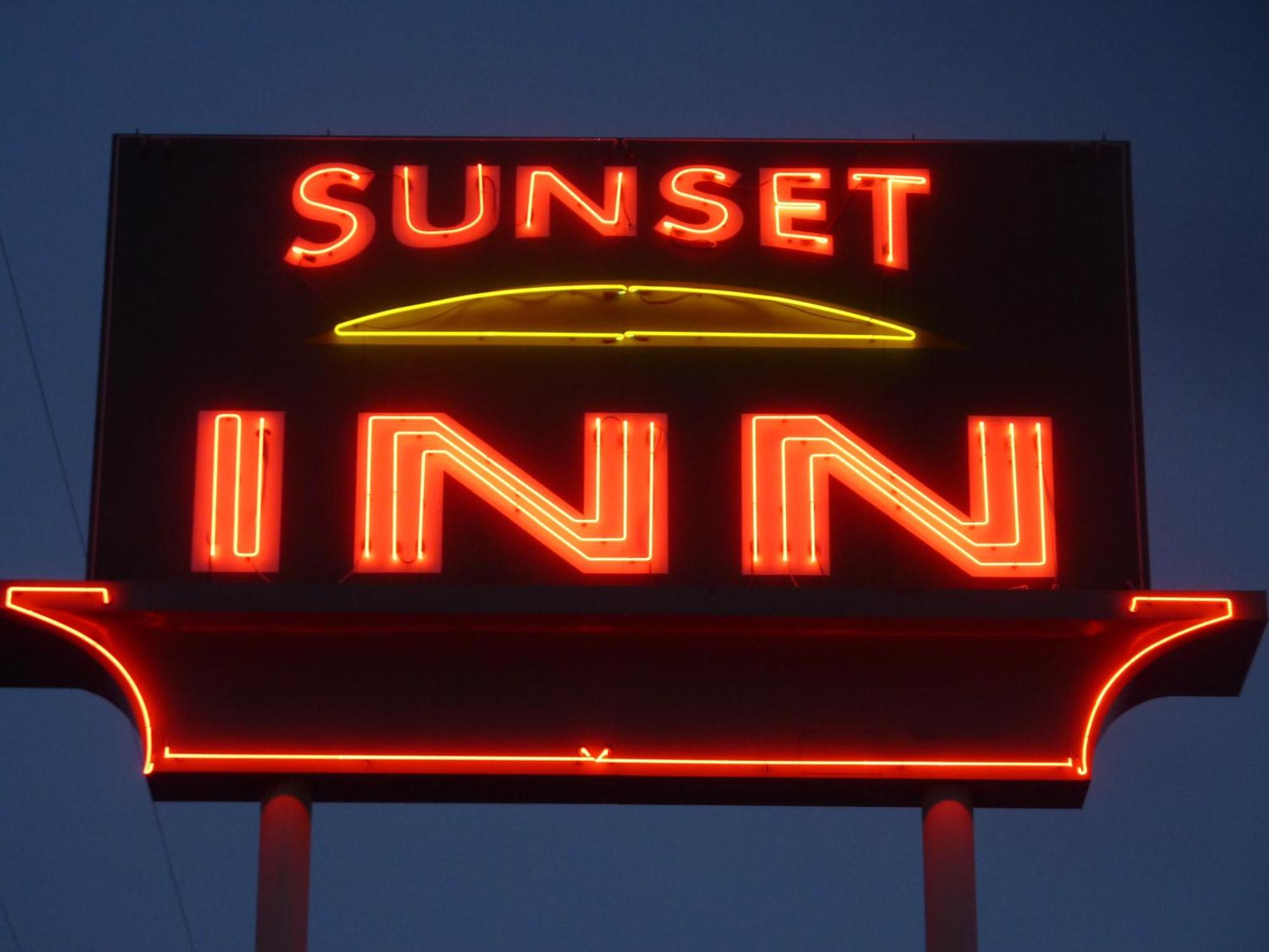 Sunset Inn Grants Pass Extérieur photo
