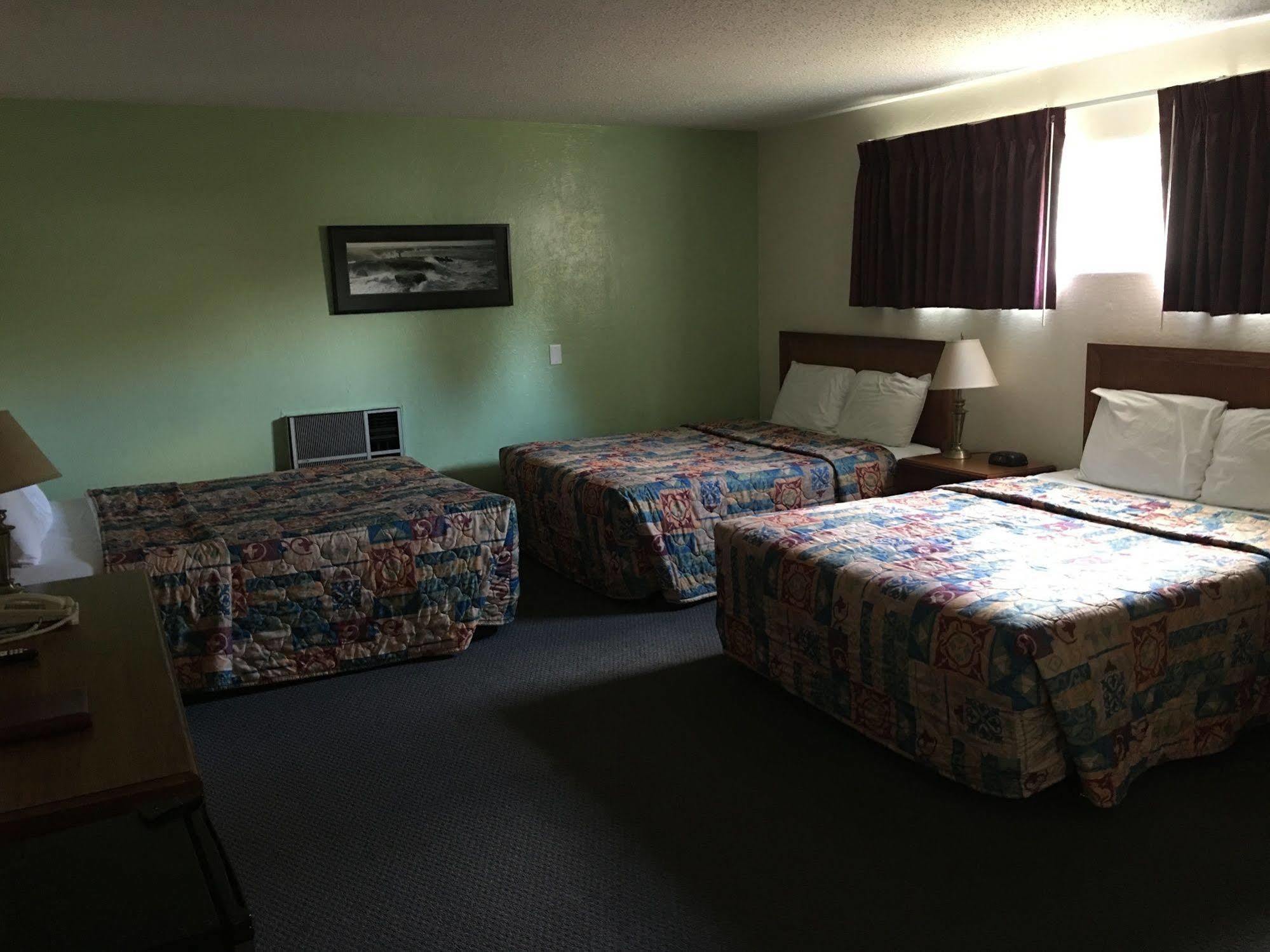 Sunset Inn Grants Pass Extérieur photo